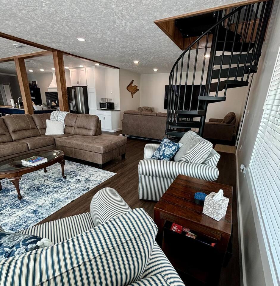 Bay Street Blue Ludington Park Villa Escanaba Luaran gambar