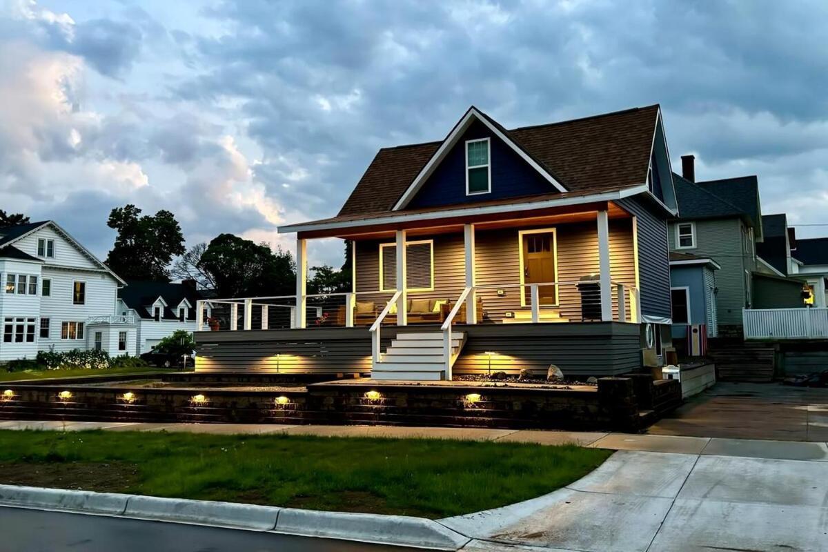 Bay Street Blue Ludington Park Villa Escanaba Luaran gambar